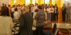 令和元年 8月10日 北雄会懇親会 9期生登壇 校歌斉唱